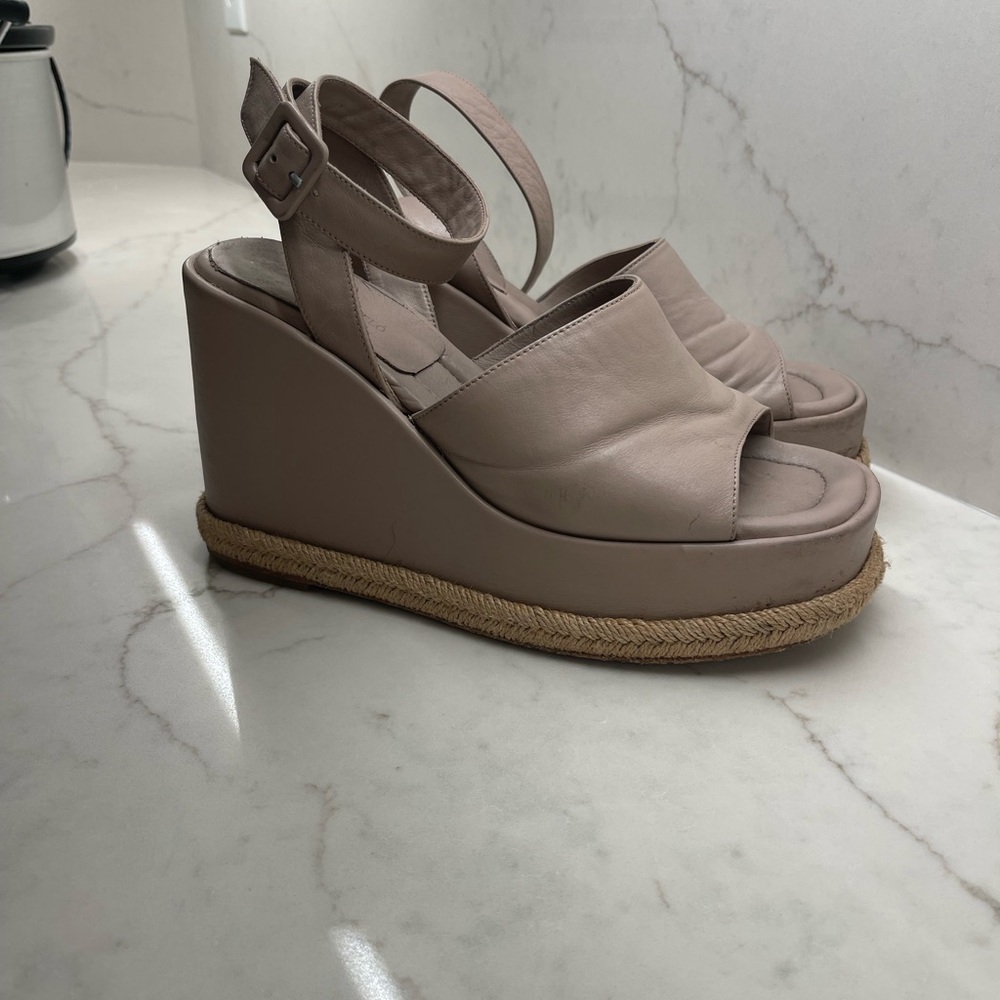 Paloma Barcelona wedge sandal